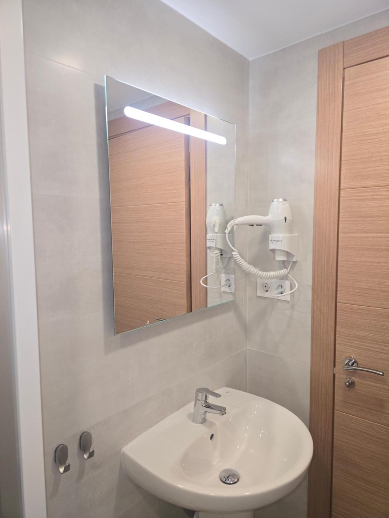 Brezo Apartamentos Turisticos Guadalajara Buitenkant foto
